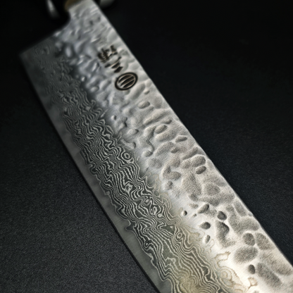 JAPONES: GYUTO 210mm DAMASCO MARTILLADO AUS-10 MANGO EN MAGNOLIA