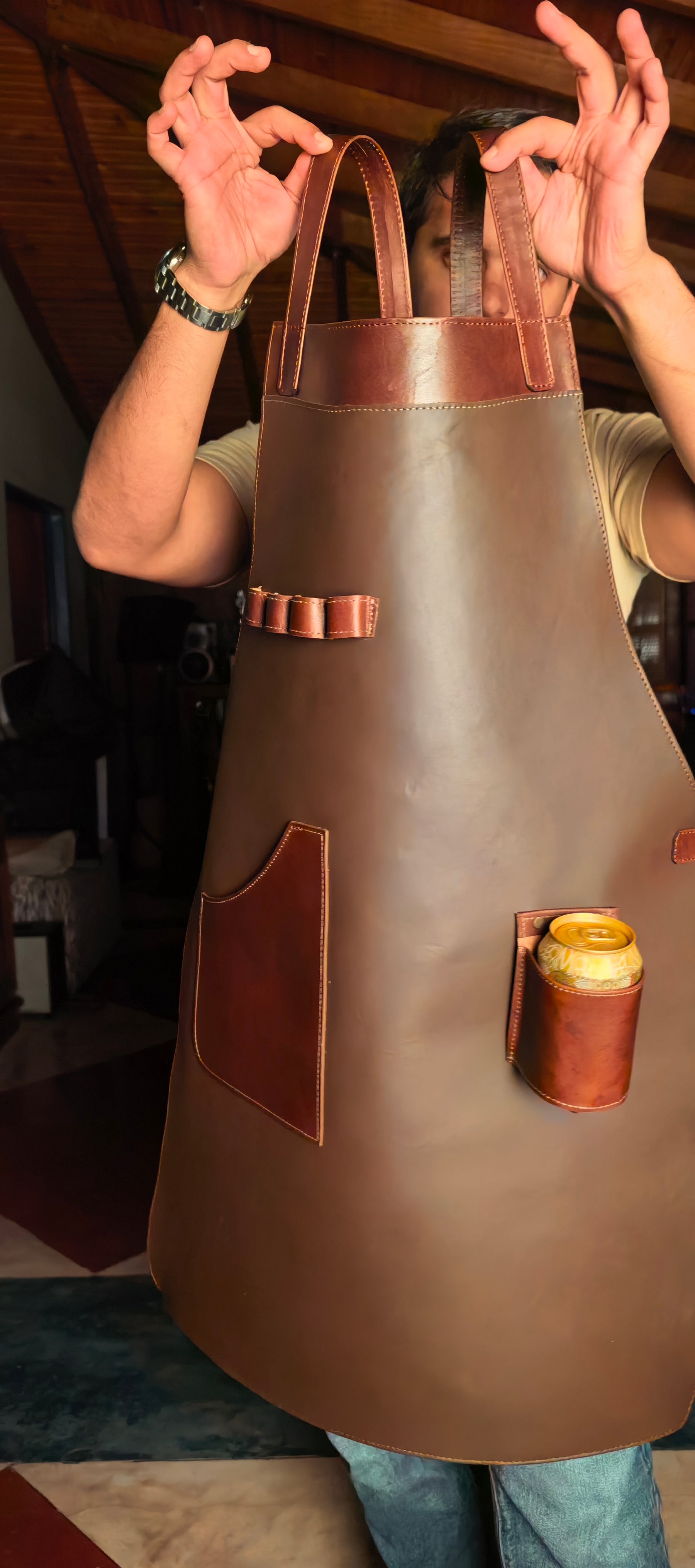 Delantal de Cuero Bicolor — Edición Artesanal