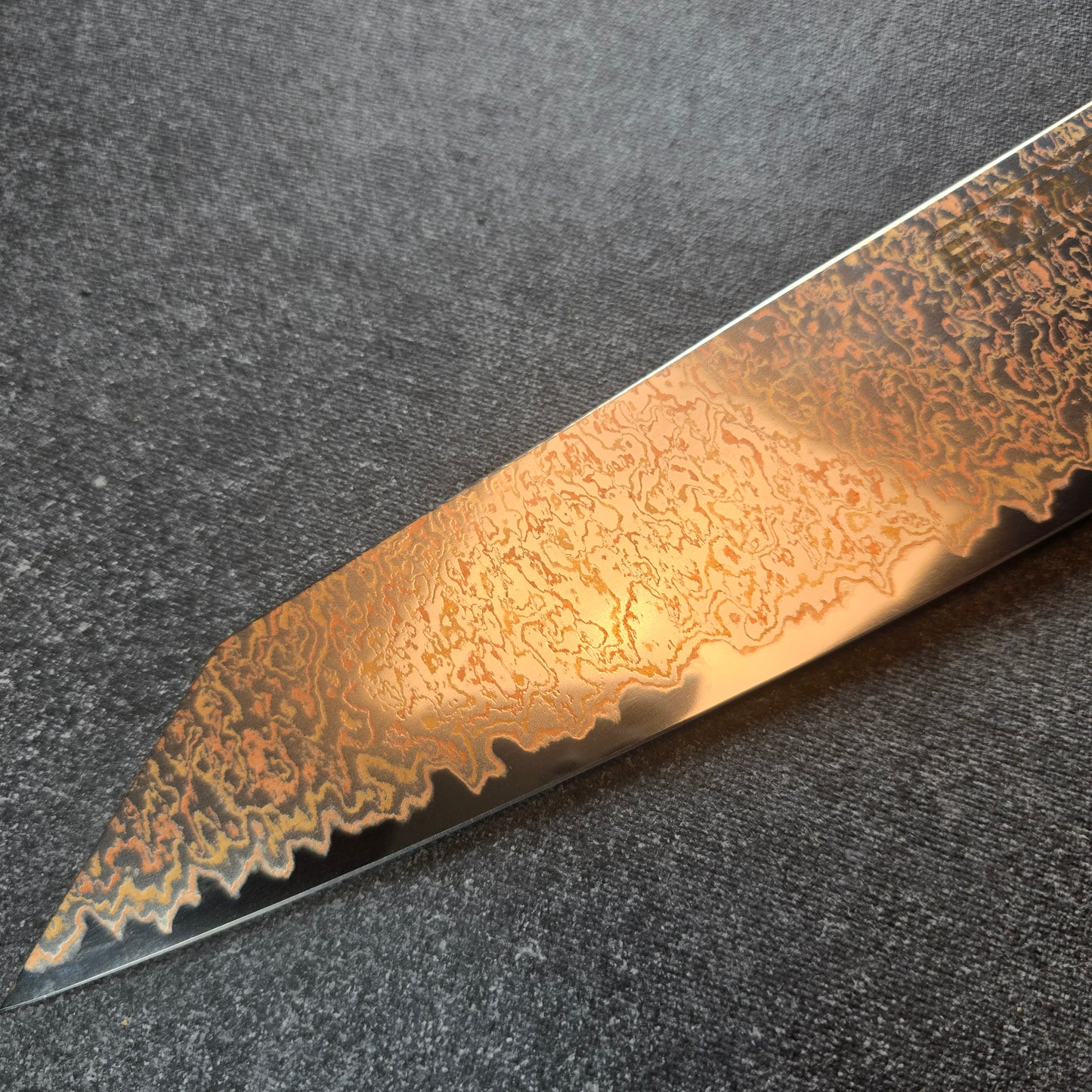 PYRO! CUCHILLO BUNKA - DAMASCO DE COBRE Y BRONCE 8"